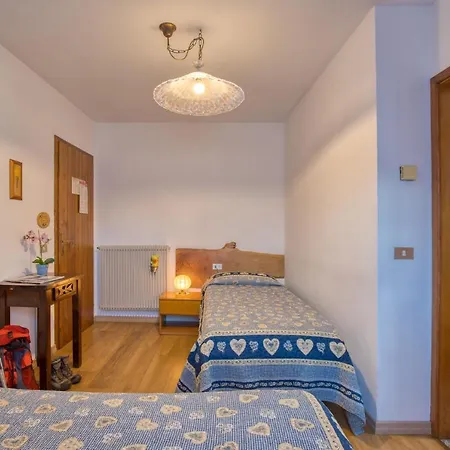 Moleta Hotel 2*